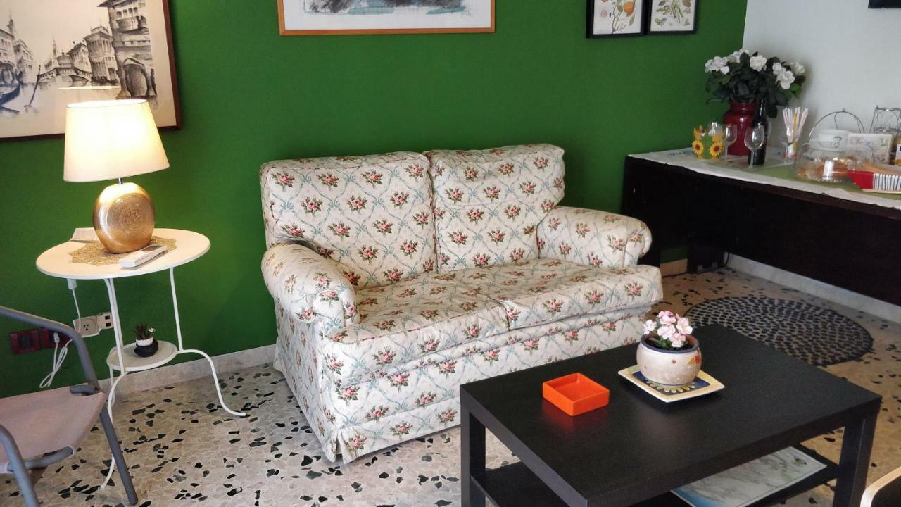 Suite Time Van Gogh CTA Exterior foto